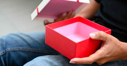 Hediye Kutusu Seçerken Nelere Dikkat Etmelisiniz? - Clicksy