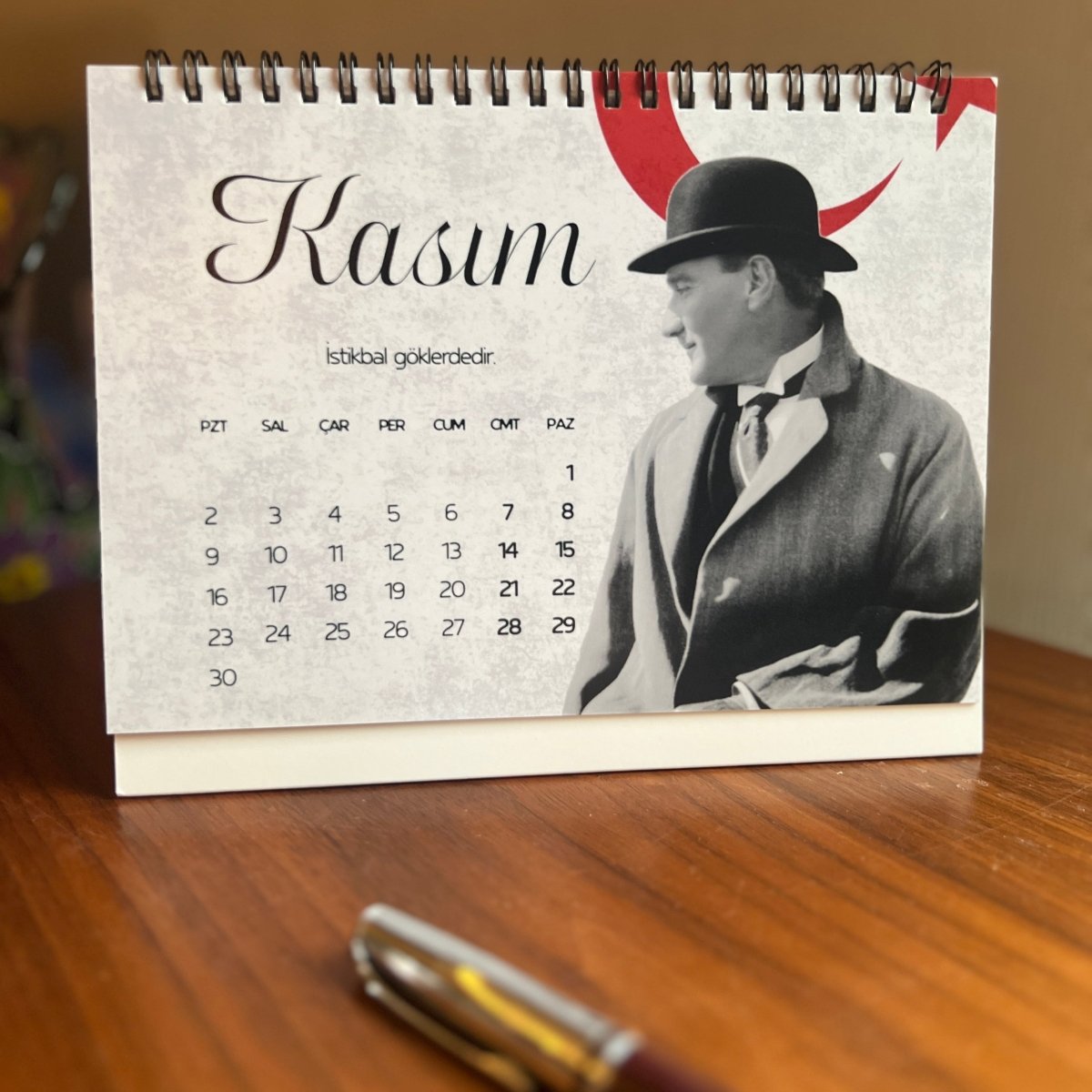 2026 Atatürk Resimleri Takvimi – Beyaz Renk Spiral Takvim 21x15 cm. Yatay - Clicksy
