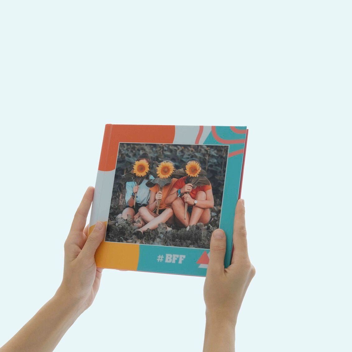 Kız Arkadaşa Hediye – Kişiye Özel Sert Kapaklı Fotoğraf Albümü - Clicksy