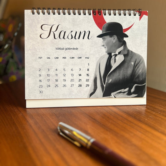 2026 Atatürk Resimleri Takvimi – Beyaz Renk Spiral Takvim 21x15 cm. Yatay - Clicksy