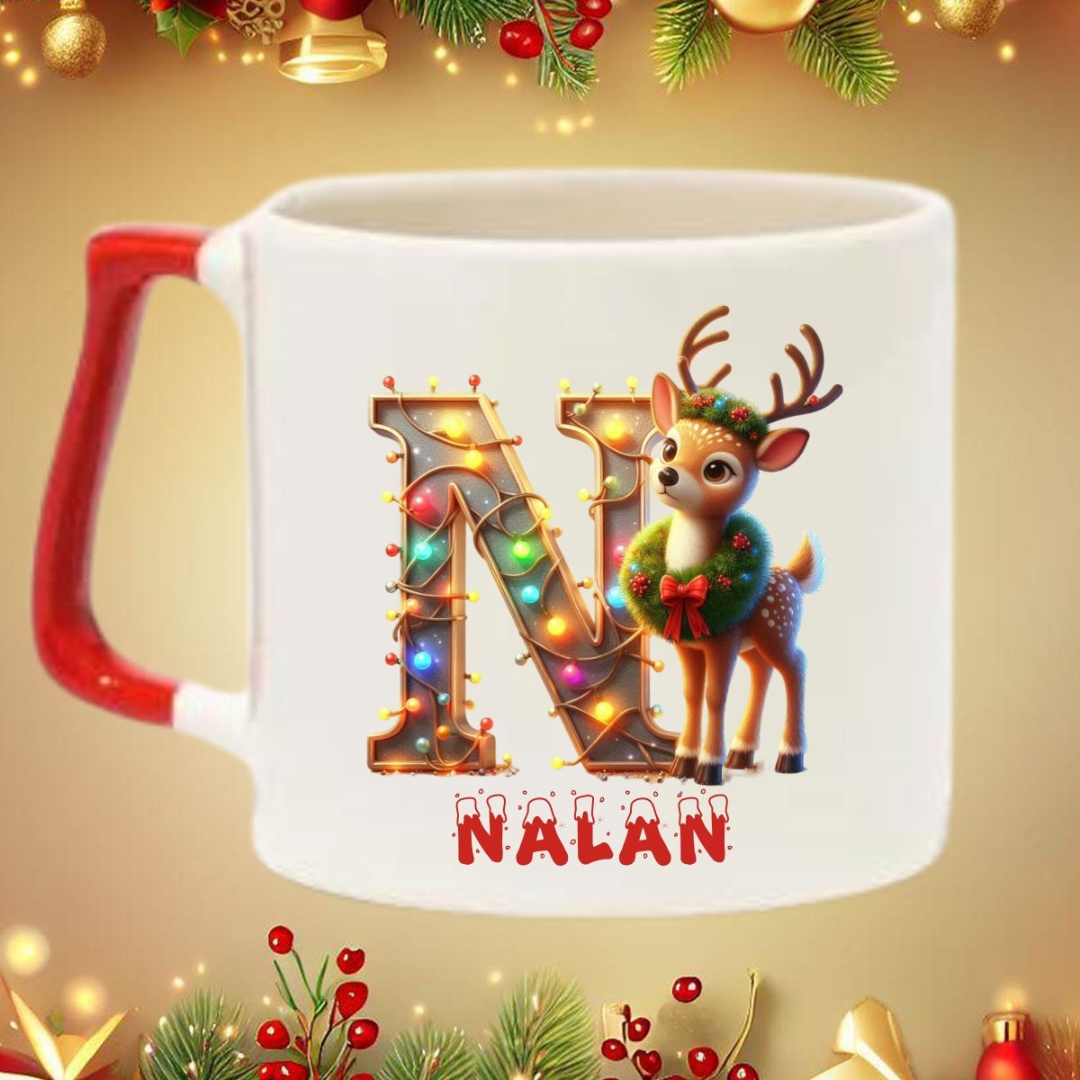 Yılbaşı Geyik Tasarımlı Harf Kupa Bardak – Kişiye Özel & Kırmızı Kulplu - Clicksy